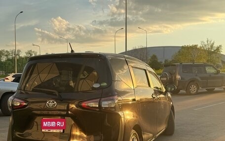 Toyota Sienta II, 2017 год, 1 750 000 рублей, 4 фотография