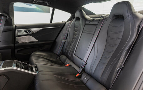BMW 8 серия, 2019 год, 8 650 000 рублей, 19 фотография