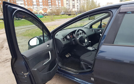 Peugeot 408 I рестайлинг, 2014 год, 630 000 рублей, 11 фотография