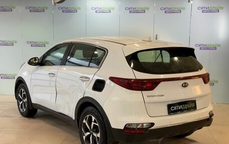 KIA Sportage IV рестайлинг, 2021 год, 1 550 000 рублей, 5 фотография