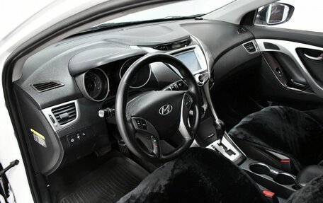 Hyundai Avante, 2011 год, 925 000 рублей, 9 фотография