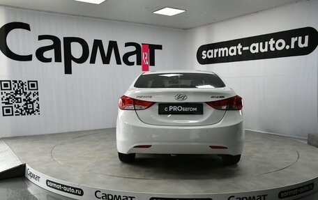 Hyundai Avante, 2011 год, 925 000 рублей, 7 фотография