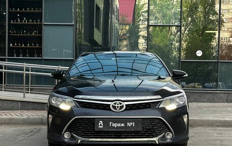 Toyota Camry, 2015 год, 1 475 000 рублей, 2 фотография