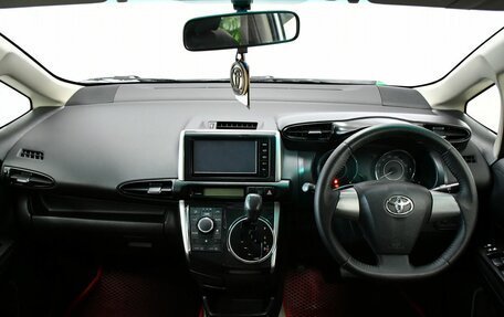 Toyota Wish II, 2015 год, 1 495 000 рублей, 8 фотография