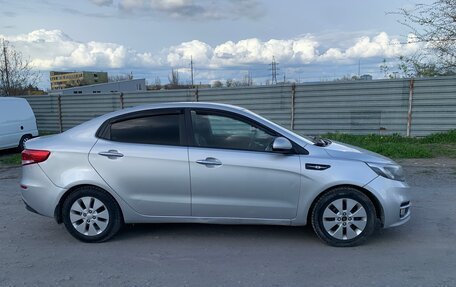KIA Rio III рестайлинг, 2016 год, 680 000 рублей, 3 фотография