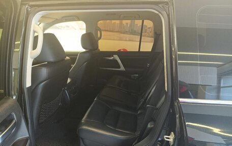 Toyota Land Cruiser 200, 2015 год, 4 470 000 рублей, 9 фотография