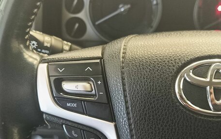 Toyota Land Cruiser 200, 2015 год, 4 470 000 рублей, 18 фотография