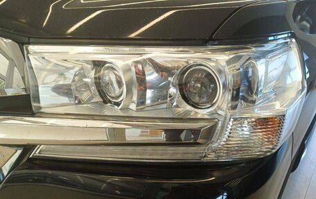 Toyota Land Cruiser 200, 2015 год, 4 470 000 рублей, 14 фотография