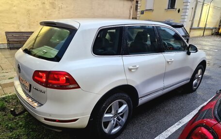 Volkswagen Touareg III, 2011 год, 2 100 000 рублей, 7 фотография