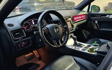 Volkswagen Touareg III, 2011 год, 2 100 000 рублей, 10 фотография