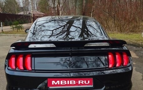 Ford Mustang VI рестайлинг, 2020 год, 1 850 000 рублей, 6 фотография