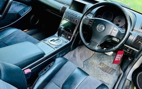 Nissan Skyline, 2003 год, 1 350 000 рублей, 16 фотография