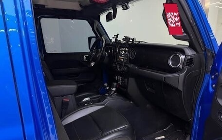 Jeep Wrangler, 2022 год, 6 450 000 рублей, 11 фотография