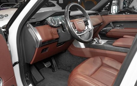 Land Rover Range Rover IV рестайлинг, 2025 год, 25 000 000 рублей, 8 фотография