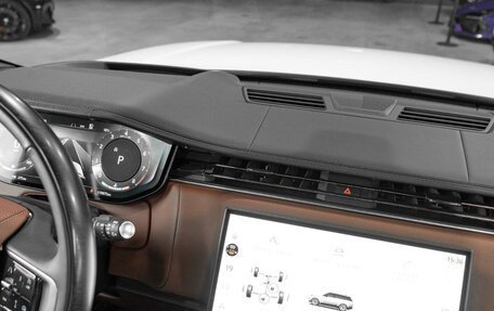 Land Rover Range Rover IV рестайлинг, 2025 год, 25 000 000 рублей, 16 фотография