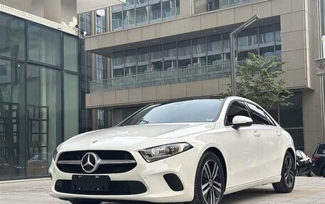 Mercedes-Benz A-Класс, 2022 год, 1 490 004 рублей, 1 фотография