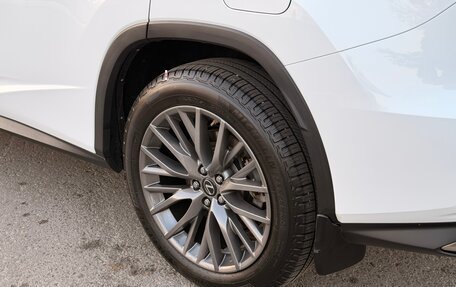 Lexus RX IV рестайлинг, 2016 год, 4 540 000 рублей, 30 фотография