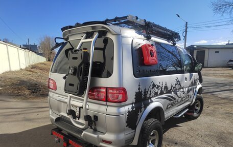 Mitsubishi Delica IV, 2003 год, 2 600 000 рублей, 5 фотография