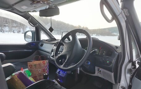 Mitsubishi Delica IV, 2003 год, 2 600 000 рублей, 36 фотография