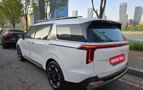 KIA Carnival, 2024 год, 6 000 000 рублей, 7 фотография