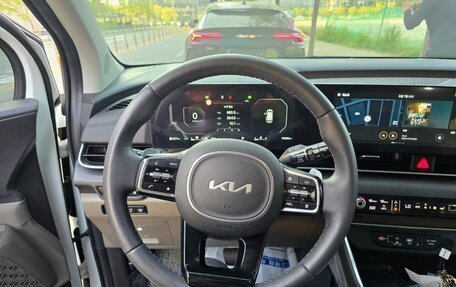KIA Carnival, 2024 год, 6 000 000 рублей, 15 фотография
