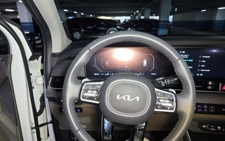 KIA Carnival, 2024 год, 6 000 000 рублей, 11 фотография