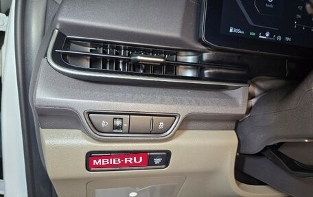 KIA Carnival, 2024 год, 6 000 000 рублей, 13 фотография