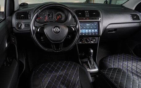 Volkswagen Polo VI (EU Market), 2017 год, 1 219 000 рублей, 6 фотография