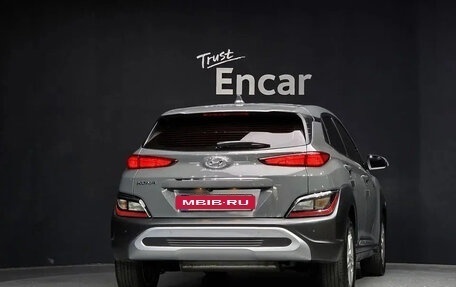 Hyundai Kona I, 2022 год, 1 334 000 рублей, 4 фотография