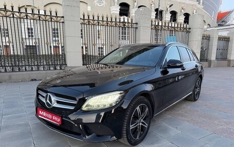 Mercedes-Benz C-Класс, 2021 год, 2 250 000 рублей, 1 фотография