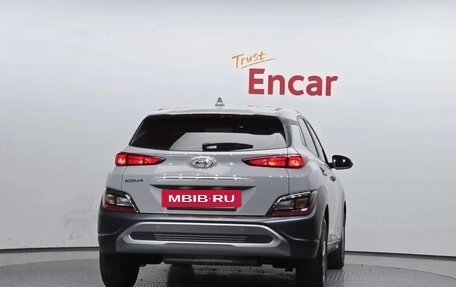 Hyundai Kona I, 2022 год, 1 367 000 рублей, 4 фотография