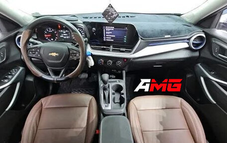 Chevrolet Trax, 2024 год, 1 816 000 рублей, 4 фотография