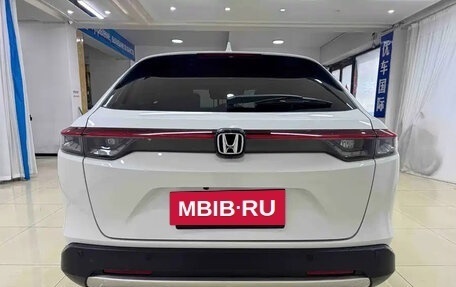 Honda Vezel, 2023 год, 1 555 000 рублей, 5 фотография