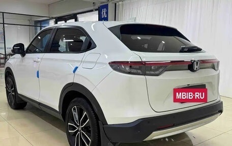 Honda Vezel, 2023 год, 1 555 000 рублей, 4 фотография