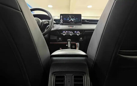 Honda Vezel, 2023 год, 1 555 000 рублей, 16 фотография