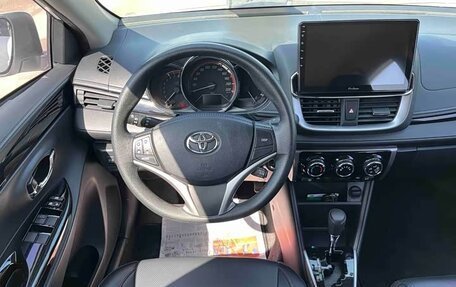 Toyota Yaris XP150 рестайлинг, 2023 год, 1 190 000 рублей, 3 фотография