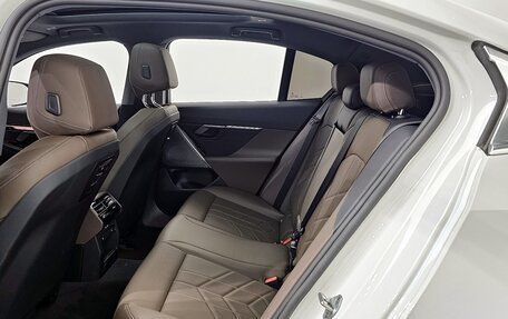 BMW 5 серия, 2025 год, 6 140 000 рублей, 6 фотография