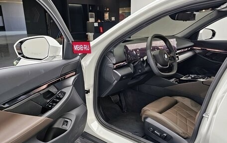 BMW 5 серия, 2025 год, 6 140 000 рублей, 9 фотография