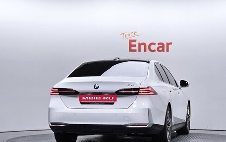 BMW 5 серия, 2025 год, 6 140 000 рублей, 3 фотография
