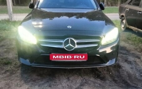 Mercedes-Benz C-Класс, 2021 год, 2 250 000 рублей, 2 фотография