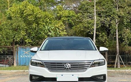 Volkswagen Lavida, 2022 год, 1 249 003 рублей, 2 фотография