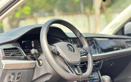 Volkswagen Lavida, 2022 год, 1 249 003 рублей, 11 фотография