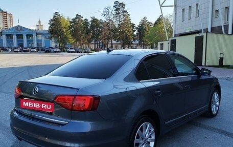 Volkswagen Jetta VI, 2018 год, 1 590 000 рублей, 3 фотография