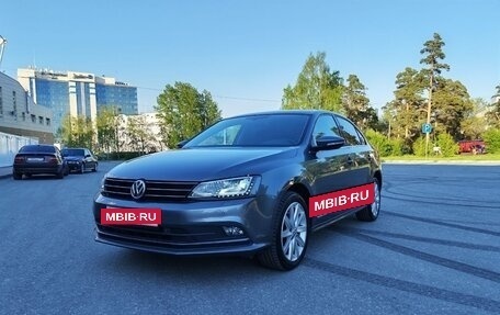 Volkswagen Jetta VI, 2018 год, 1 590 000 рублей, 5 фотография