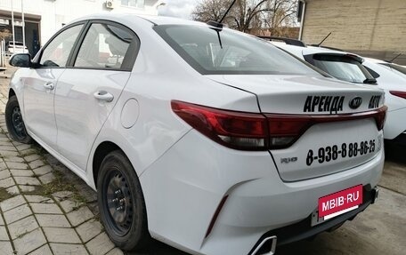 KIA Rio IV, 2021 год, 800 000 рублей, 3 фотография