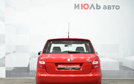 Skoda Fabia II, 2010 год, 350 000 рублей, 5 фотография