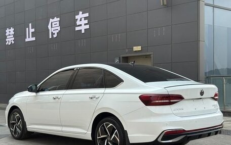 Volkswagen Lavida, 2023 год, 1 389 003 рублей, 4 фотография