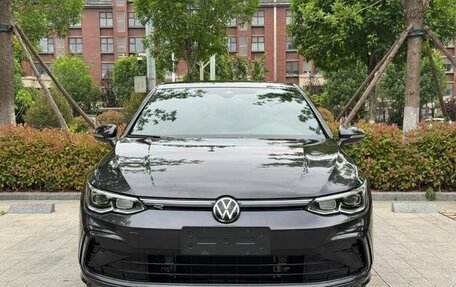 Volkswagen Golf VIII, 2022 год, 1 450 000 рублей, 2 фотография