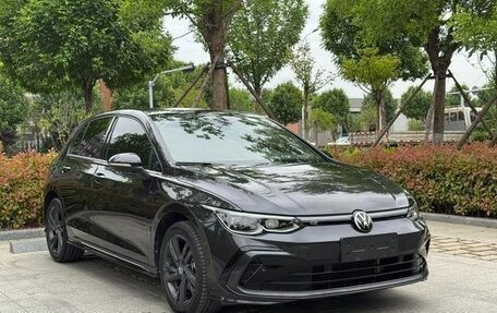 Volkswagen Golf VIII, 2022 год, 1 450 000 рублей, 3 фотография