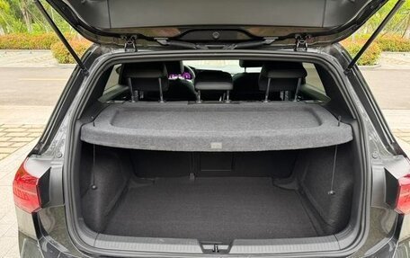 Volkswagen Golf VIII, 2022 год, 1 450 000 рублей, 19 фотография